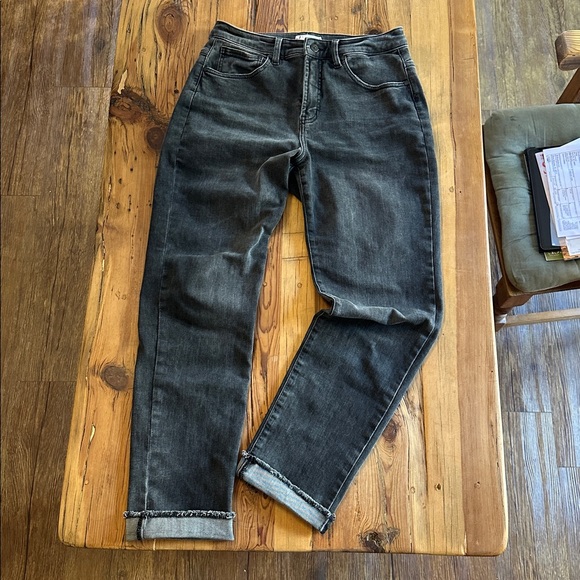 Carve Designs Women’s Carson Hi Rise Jean Washed Black